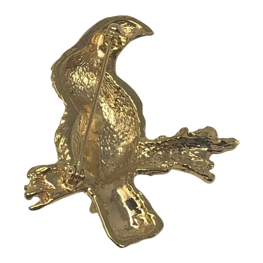 Unbranded gold tone